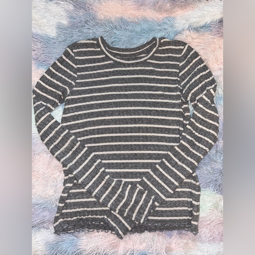 American Eagle Striped Long Sleeve Top